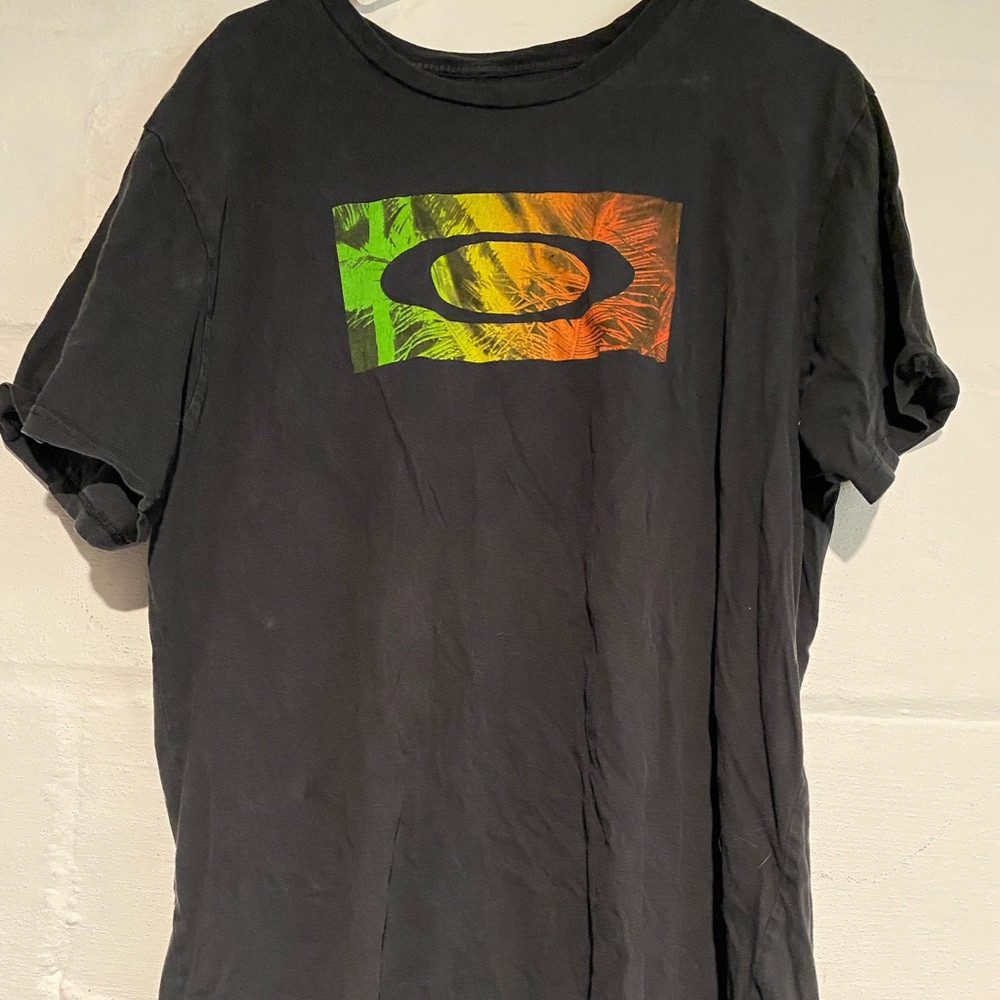 Black Oakley logo t-shirt